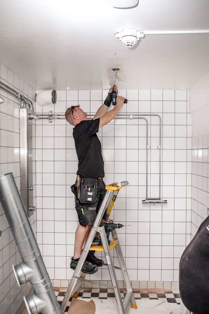 Renovering av omklädningsrummen i Sporthallen, Linköping.